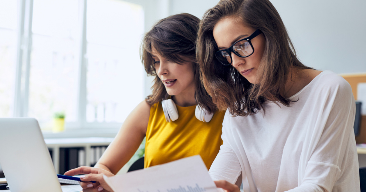 Businesswomen creating their direct to consumer business